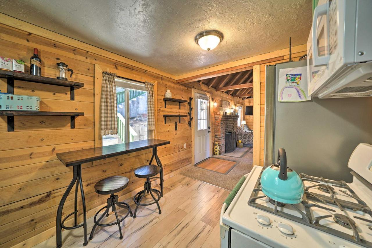 فيلا Crestline Cabin About 1 Mi To Lake, Town, Trails! المظهر الخارجي الصورة